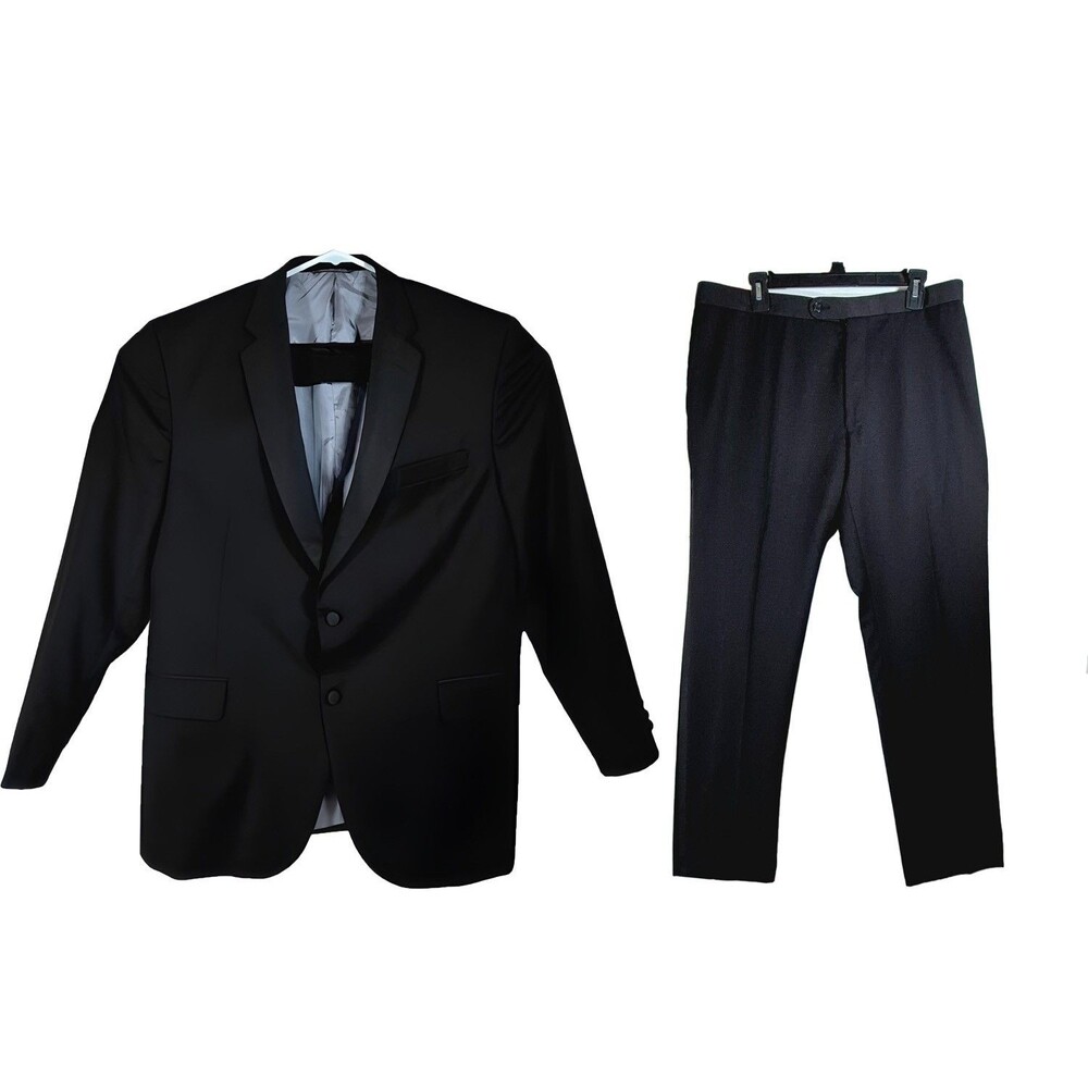 BLACK By Vera Wang Mens Wool Peak Lapel Tuxedo Jacket(46R) And Pants(40R)
